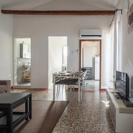 Lejlighed Ca' Giorgia With Balcony Venedig
