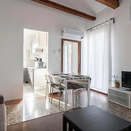 Ca' Giorgia Venice Apartment With Balcony Apartment Venice