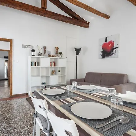 Apartment Ca' Giorgia Venice Apartment With Balcony *