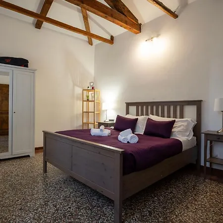 Ca' Giorgia Venice Apartment With Balcony Apartment *