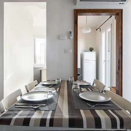 Ca' Giorgia Venice Apartment With Balcony * Venice