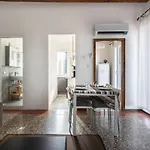 Апартаменты Ca' Giorgia Venice Apartment With Balcony Венеция