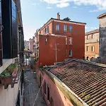 Ca' Giorgia Venice Apartment With Balcony *