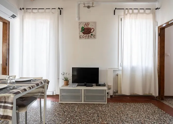 Ca' Giorgia Venice Apartment With Balcony Lägenhet *