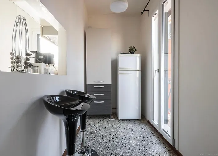 Ca' Giorgia Venice Apartment With Balcony * Venedig