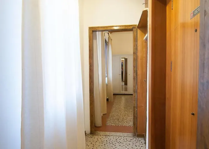Ca' Giorgia Venice Apartment With Balcony *